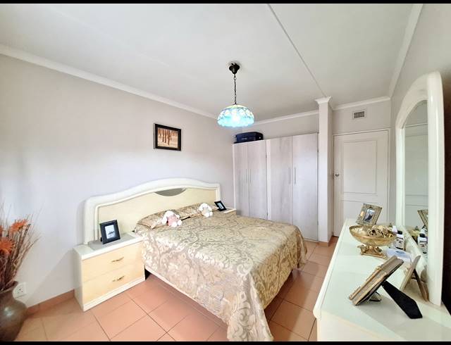 4 BEDROOM HOUSE FOR SALE IN BLUFF